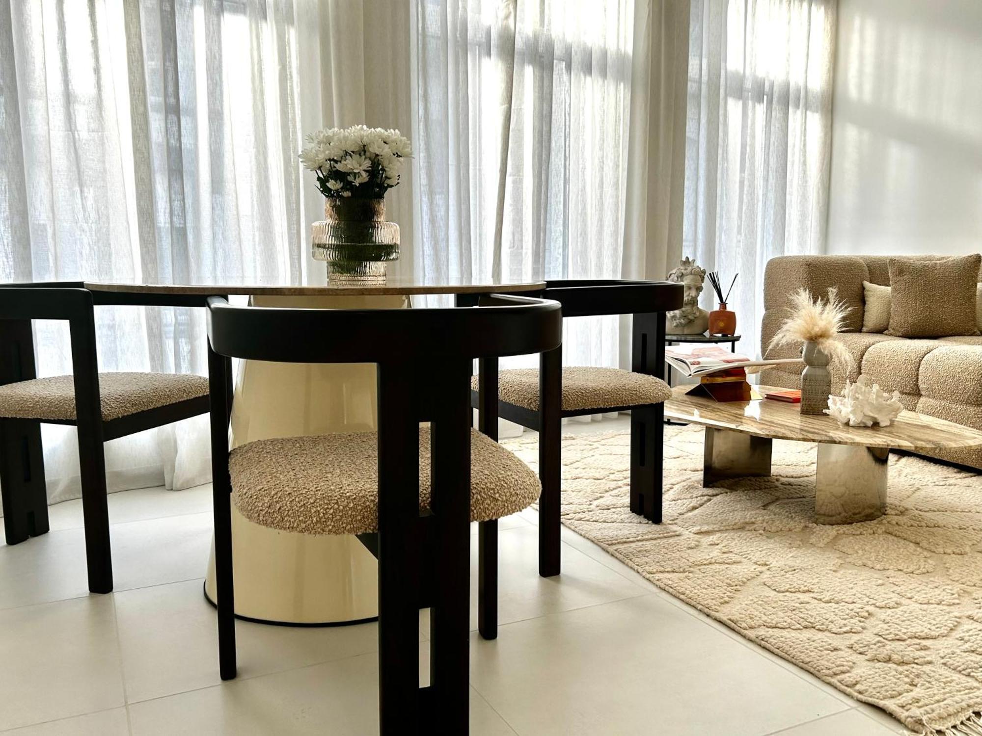 Phoenix Garden Apartment Монс Екстериор снимка